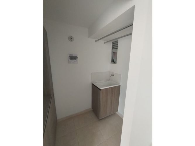 Apartamento de 3 alcobas en venta en La Prosperidad, Madrid, 56 m² · foto 14 de 21