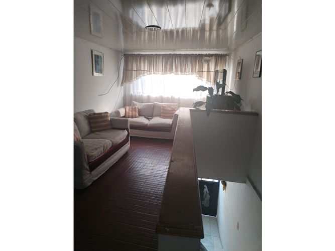 Casa de 8 alcobas en venta en Provic, Madrid, 80 m² · foto 2 de 24