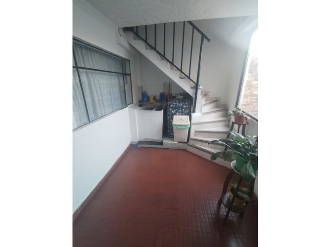 Casa de 8 alcobas en venta en Provic, Madrid, 80 m² · foto 9 de 24