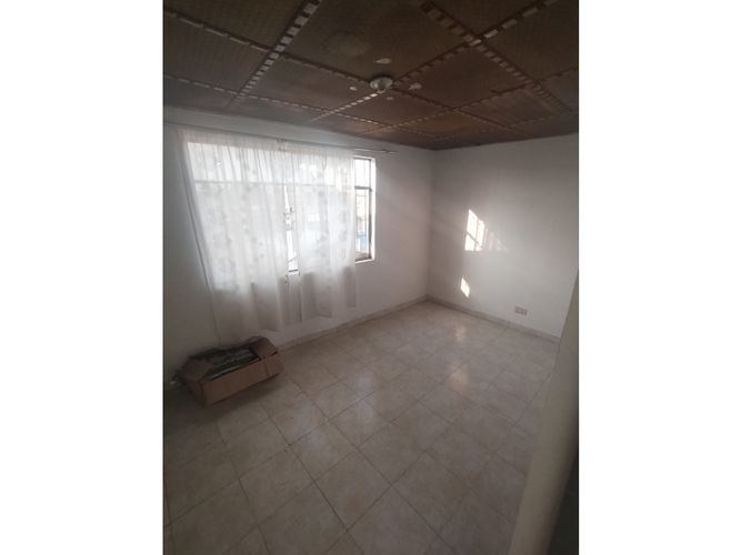 Casa de 8 alcobas en venta en Provic, Madrid, 80 m² · foto 13 de 24