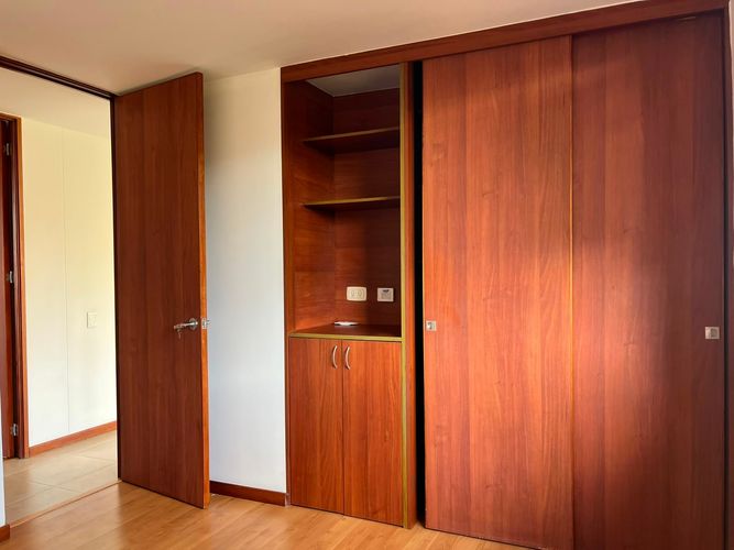 Apartamento de 2 alcobas en arriendo en Cumbres, Envigado, 67 m² · foto 8 de 14