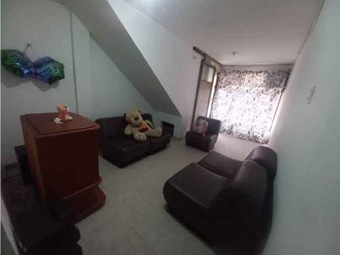 Casa de 9 alcobas en venta en Ub Villa Zajona, Mosquera, 90 m² · foto 4 de 24