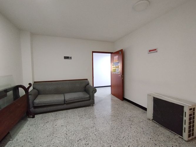 Oficina en arriendo en El Centro, Cartagena, 89 m² · foto 3 de 9