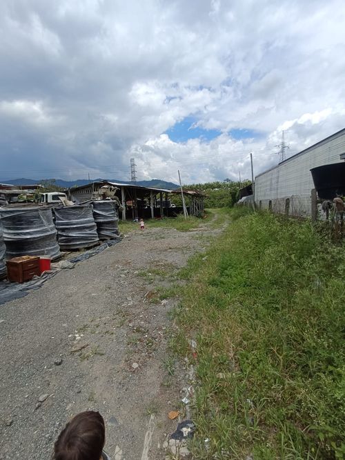 Lote en arriendo en Santana, Dosquebradas, 1800 m² · foto 3 de 4