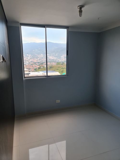Apartamento en venta en Zona Rural, Itagüí · foto 14 de 24