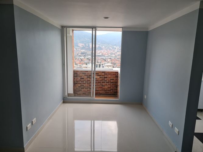 Apartamento en venta en Zona Rural, Itagüí · foto 9 de 24