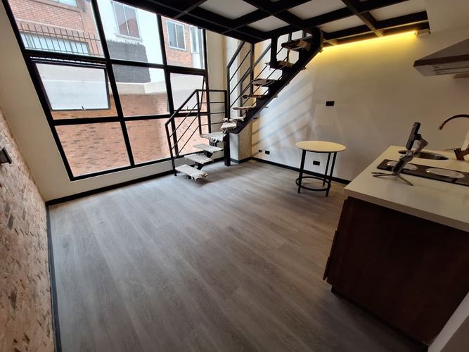 Apartaestudio en venta en Quinta Paredes, Bogotá, 31 m² · foto 3 de 24