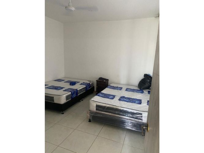 Casa de 4 alcobas en venta en Ricaurte, 196 m² · foto 6 de 19