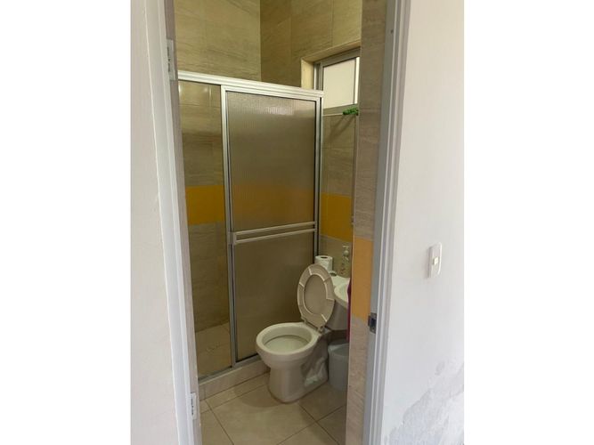 Casa de 4 alcobas en venta en Ricaurte, 196 m² · foto 7 de 19