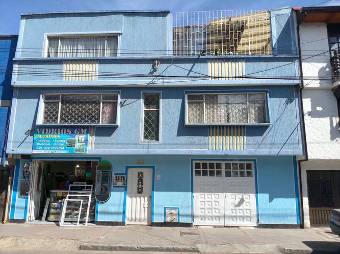 Casa de 4 alcobas en venta en San Pablo, Bogotá, 186 m² · foto 3 de 17