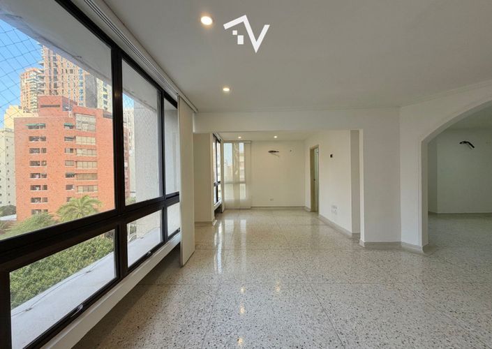 Apartamento de 3 alcobas en venta en Altos Del Prado, Barranquilla, 174 m² · foto 1 de 24
