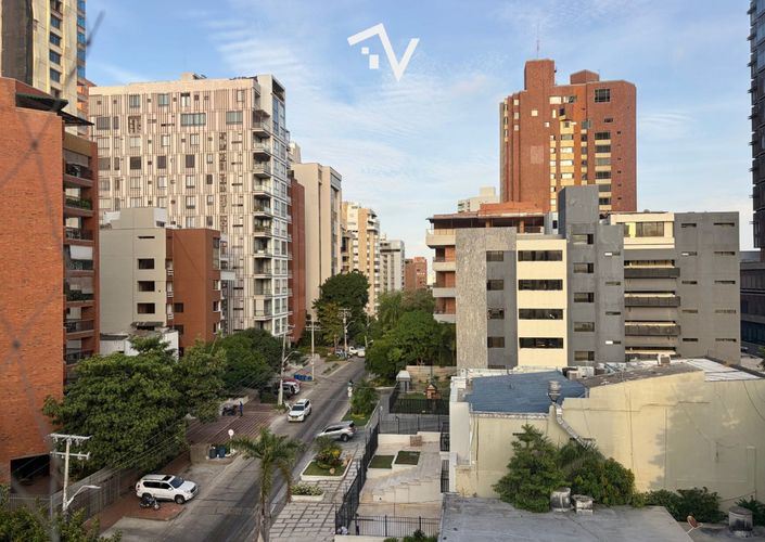 Apartamento de 3 alcobas en venta en Altos Del Prado, Barranquilla, 174 m² · foto 2 de 24