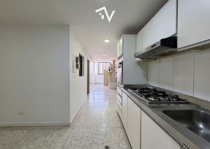 Apartamento de 3 alcobas en venta en Altos Del Prado, Barranquilla, 174 m² · foto 12 de 24