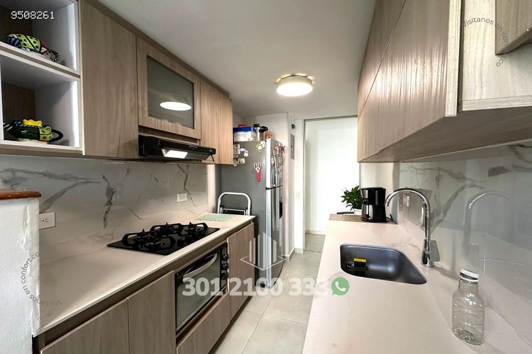 Apartamento de 2 alcobas en arriendo en Castropol, Medellín, 94 m² · foto 9 de 24