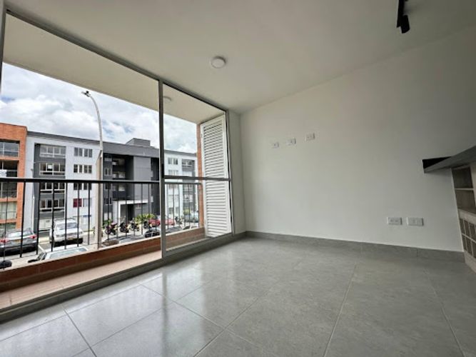 Apartamento de 2 alcobas en venta en La Ceja, 49 m² · foto 6 de 14