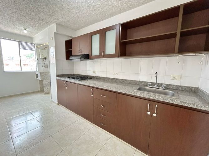 Apartamento en venta en Cañaveralejo, Cali · foto 3 de 24