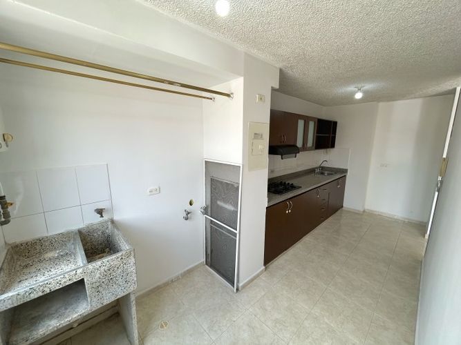 Apartamento en venta en Cañaveralejo, Cali · foto 4 de 24