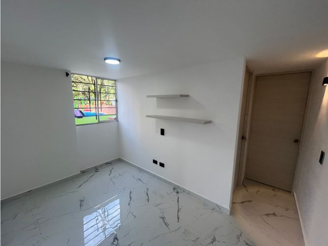 Apartamento de 2 alcobas en venta en El Trapiche, Bello, 55 m² · foto 4 de 12
