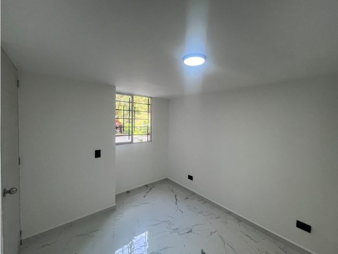 Apartamento de 2 alcobas en venta en El Trapiche, Bello, 55 m² · foto 9 de 12