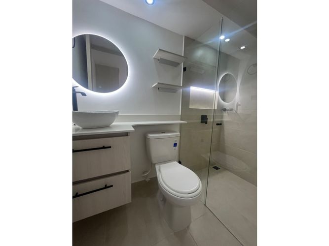 Apartamento de 2 alcobas en venta en El Trapiche, Bello, 55 m² · foto 11 de 12