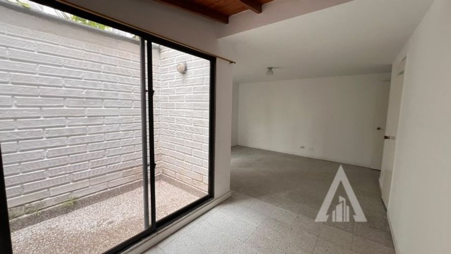 Apartamento de 3 alcobas en arriendo en Patio Bonito, Medellín, 145 m² · foto 7 de 19