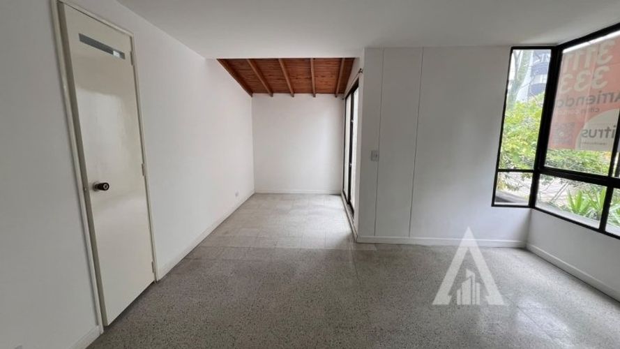 Apartamento de 3 alcobas en arriendo en Patio Bonito, Medellín, 145 m² · foto 8 de 19