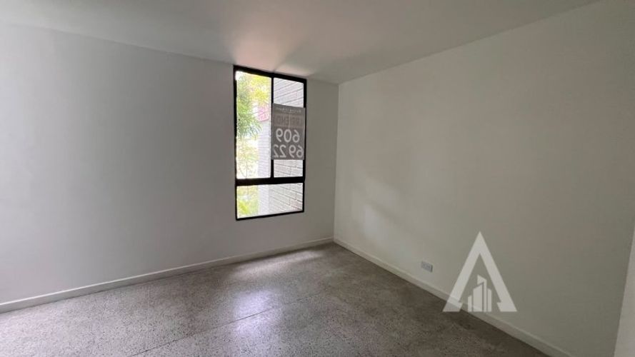 Apartamento de 3 alcobas en arriendo en Patio Bonito, Medellín, 145 m² · foto 13 de 19