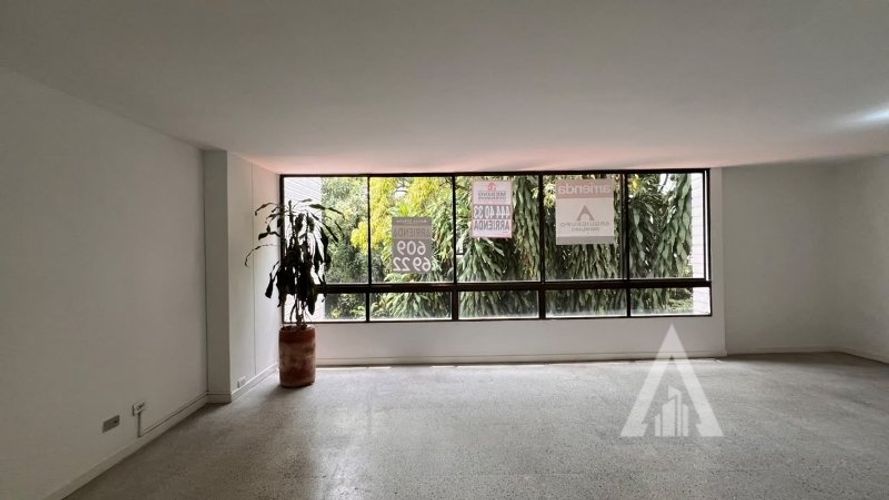 Apartamento de 3 alcobas en arriendo en Patio Bonito, Medellín, 145 m² · foto 17 de 19