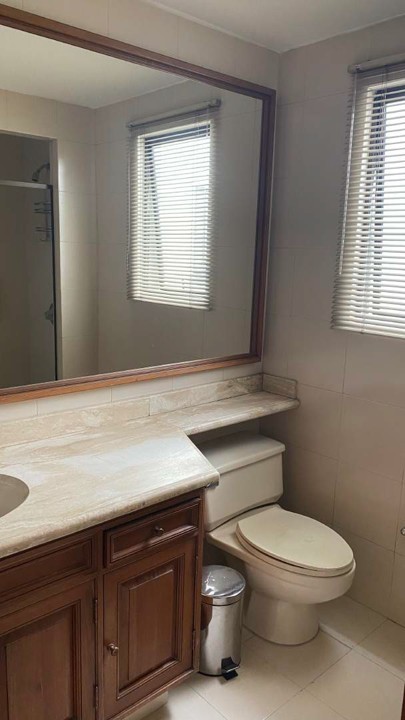 Apartamento en venta en Los Rosales, Bogotá · foto 15 de 21
