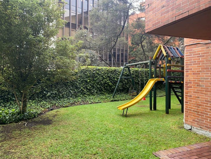 Apartamento en venta en Los Rosales, Bogotá · foto 19 de 21
