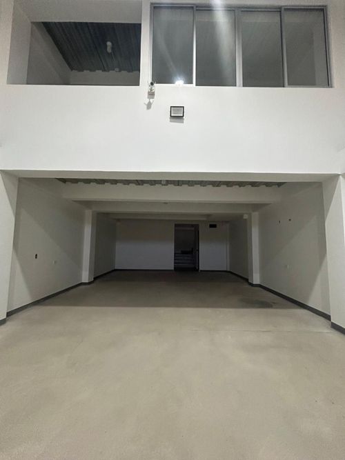Bodega en arriendo en La Insula, Cúcuta, 400 m² · foto 4 de 21