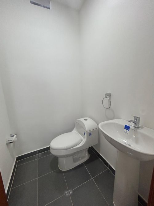 Bodega en arriendo en La Insula, Cúcuta, 400 m² · foto 11 de 21