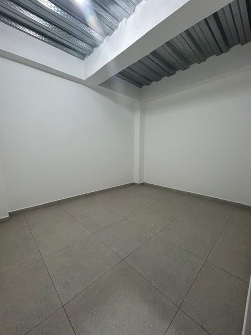 Bodega en arriendo en La Insula, Cúcuta, 400 m² · foto 14 de 21