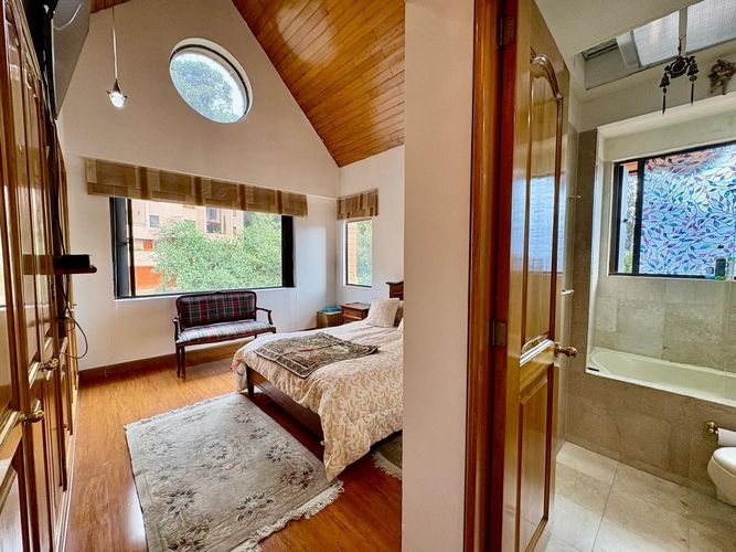 Casa de 4 alcobas en venta en Bosque Medina, Bogotá, 378 m² · foto 23 de 24