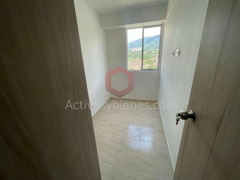 Apartamento en venta en San Gabriel, Itagüí · foto 9 de 16