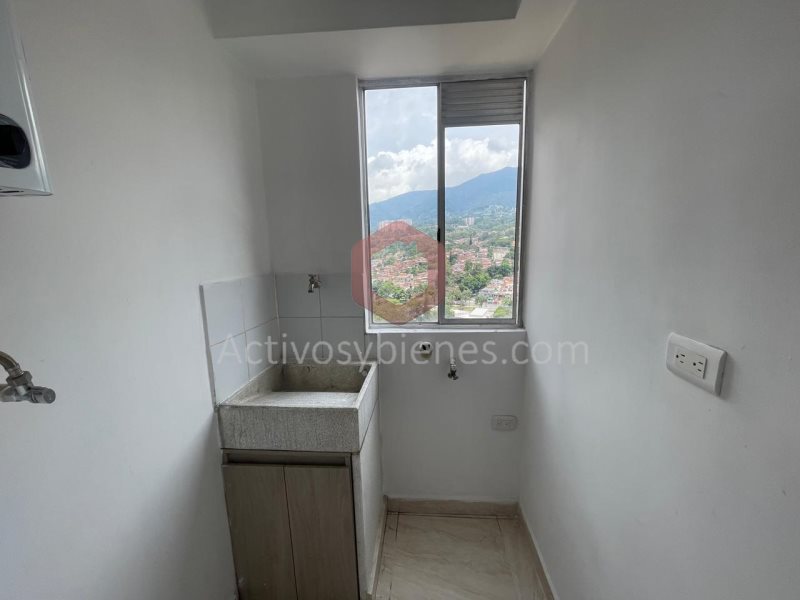 Apartamento en venta en San Gabriel, Itagüí · foto 14 de 16