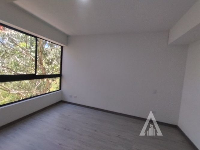 Apartamento de 3 alcobas en arriendo en Granizal, Medellín, 76 m² · foto 9 de 18