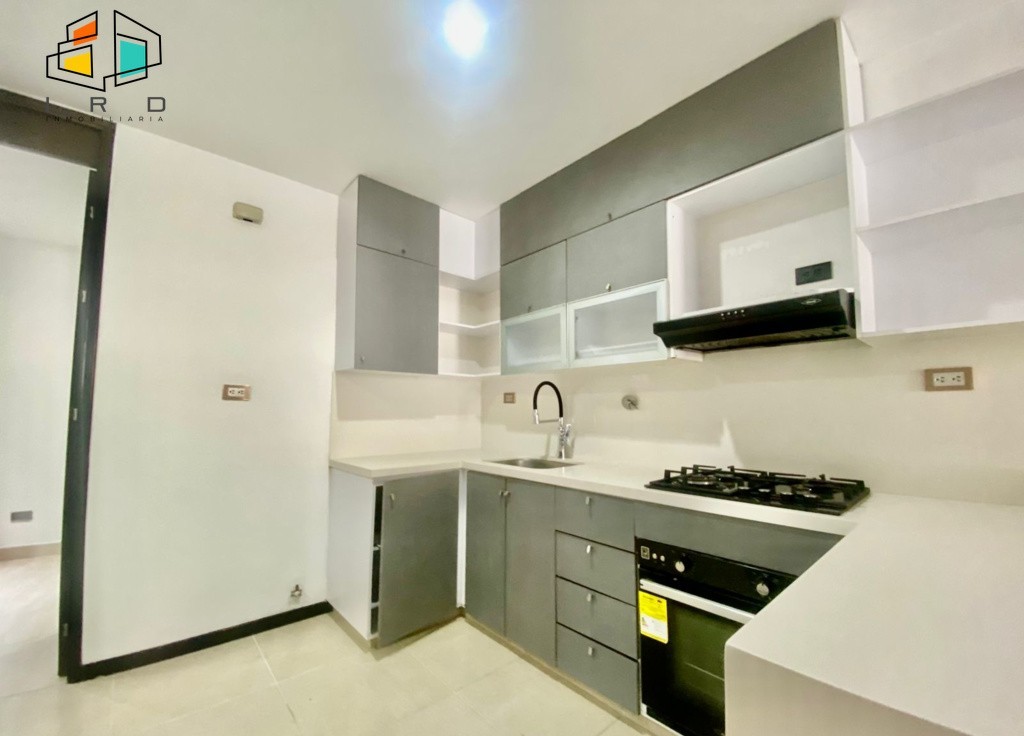 Apartamento en venta en Castropol, Medellín · foto 9 de 24