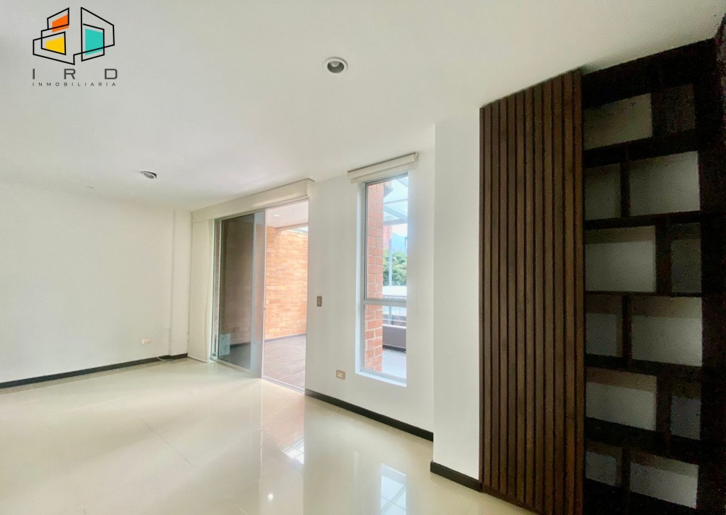 Apartamento en venta en Castropol, Medellín · foto 6 de 24