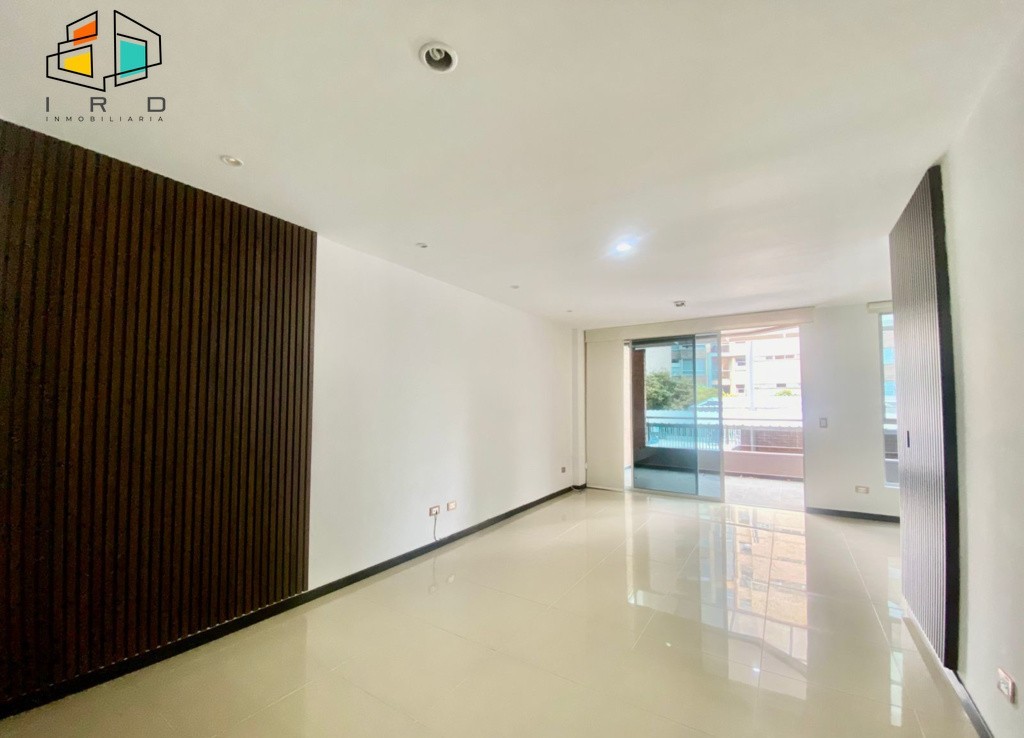 Apartamento en venta en Castropol, Medellín · foto 2 de 24