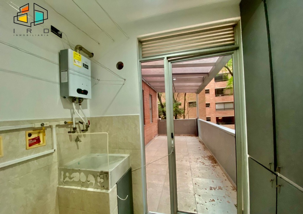 Apartamento en venta en Castropol, Medellín · foto 11 de 24