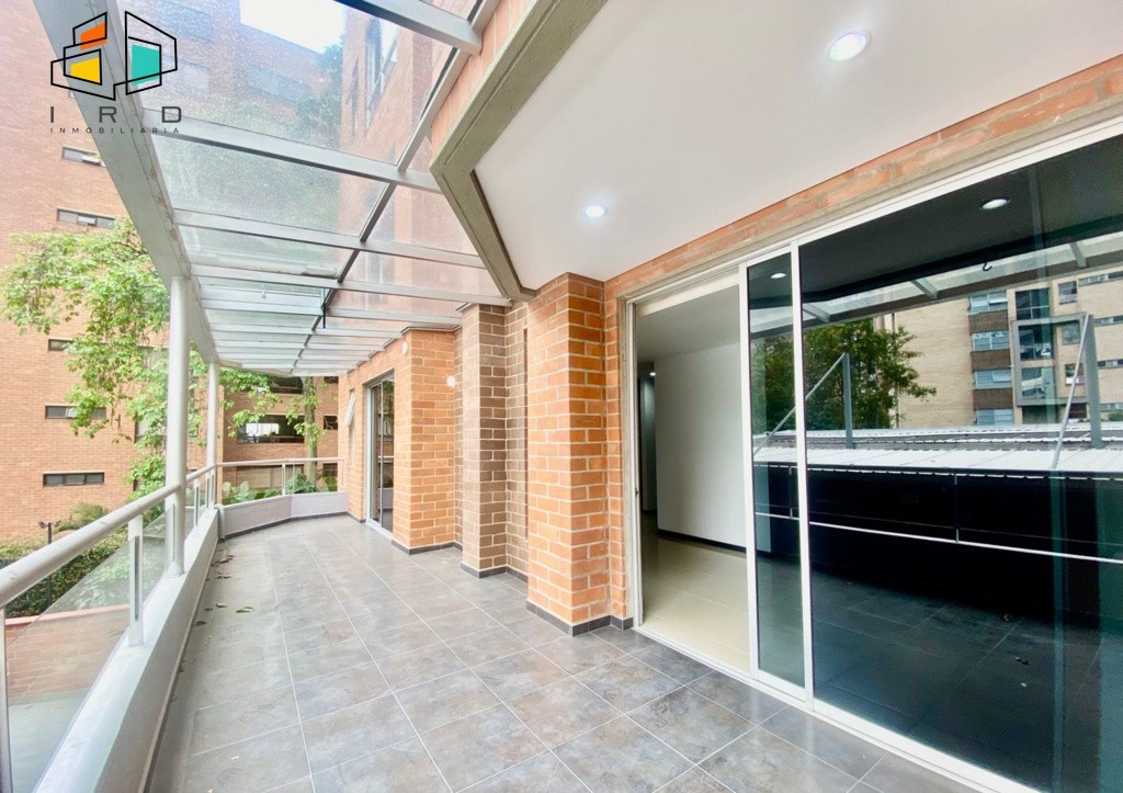 Apartamento en venta en Castropol, Medellín · foto 7 de 24