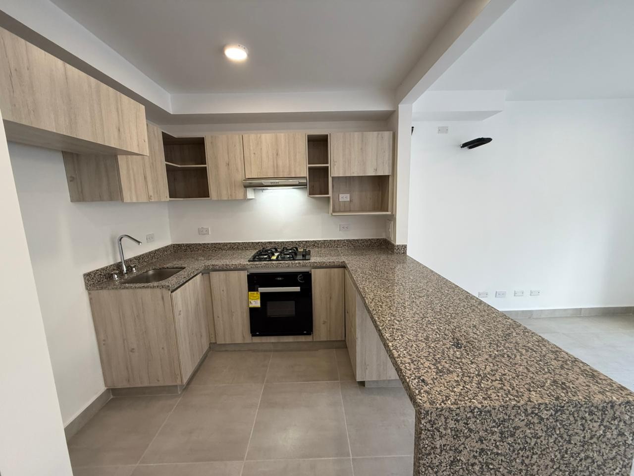 Apartamento en venta en Serena Del Mar, Cartagena · foto 2 de 24