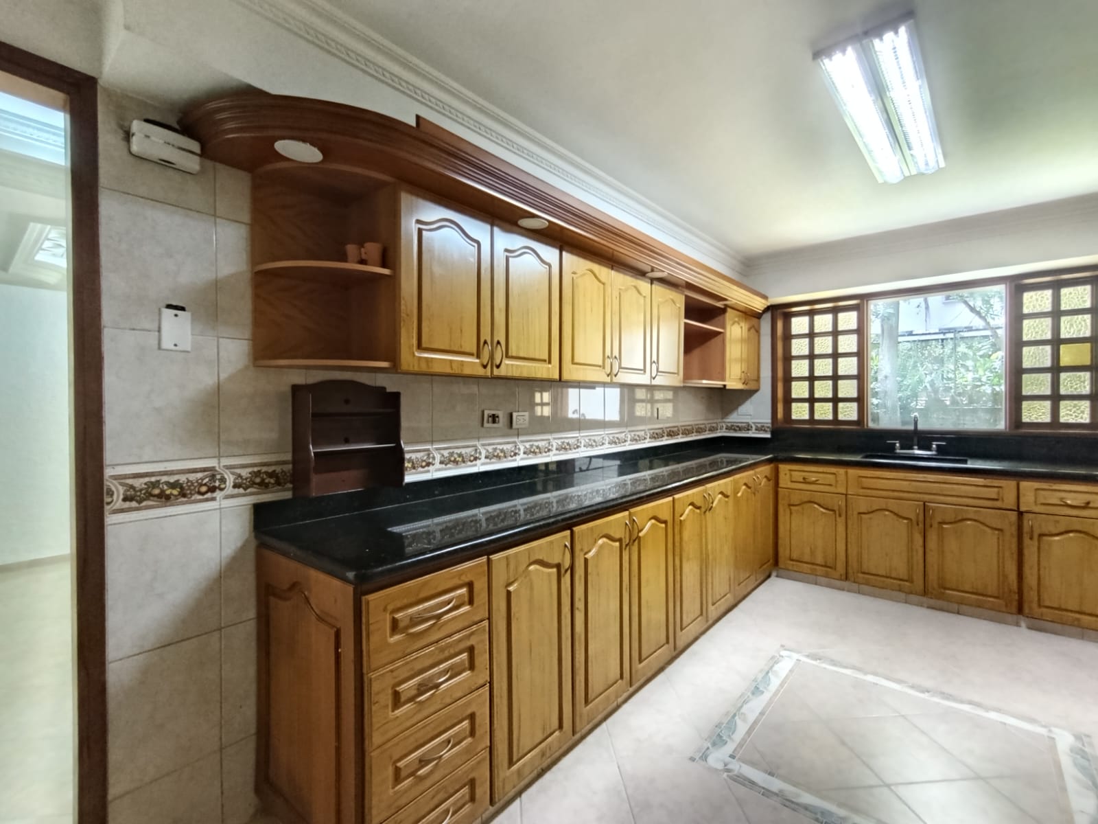Casa en arriendo en El Poblado, Medellín · foto 5 de 20