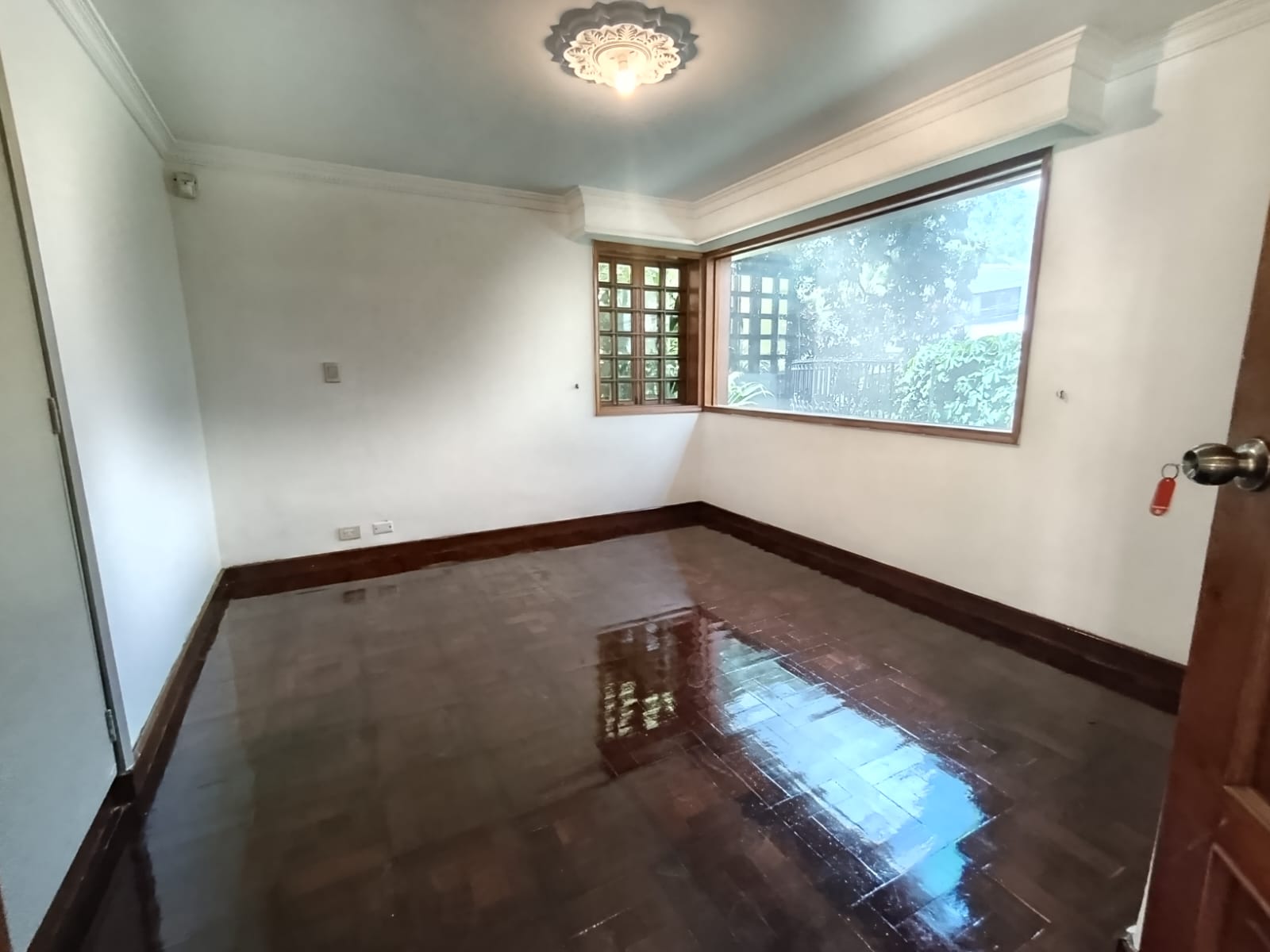 Casa en arriendo en El Poblado, Medellín · foto 17 de 20