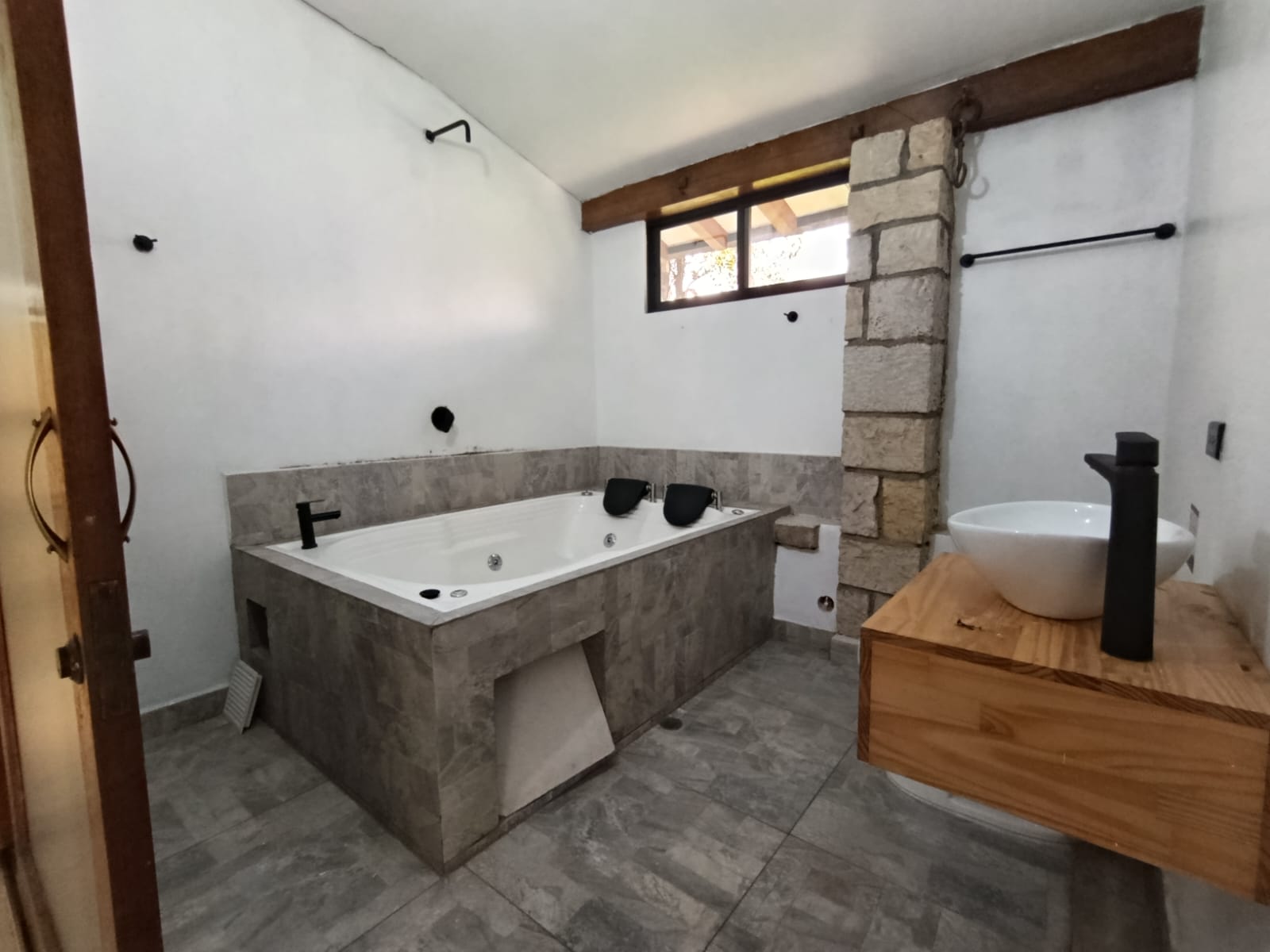 Casa en arriendo en El Poblado, Medellín · foto 18 de 20