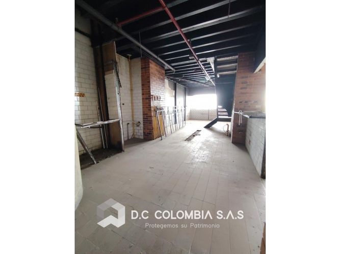 Local en venta en Chipichape, Cali, 161 m² · foto 3 de 15