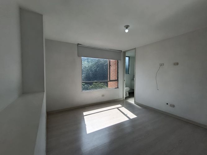Apartamento de 3 alcobas en arriendo en Castropol, Medellín, 102 m² · foto 9 de 20