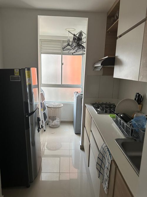 Apartamento de 3 alcobas en venta en Loma De La Doctora, Sabaneta, 63 m² · foto 3 de 18