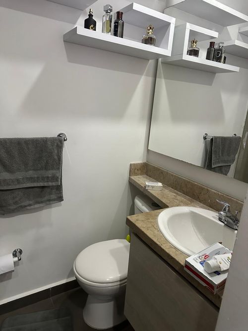 Apartamento de 3 alcobas en venta en Loma De La Doctora, Sabaneta, 63 m² · foto 5 de 18